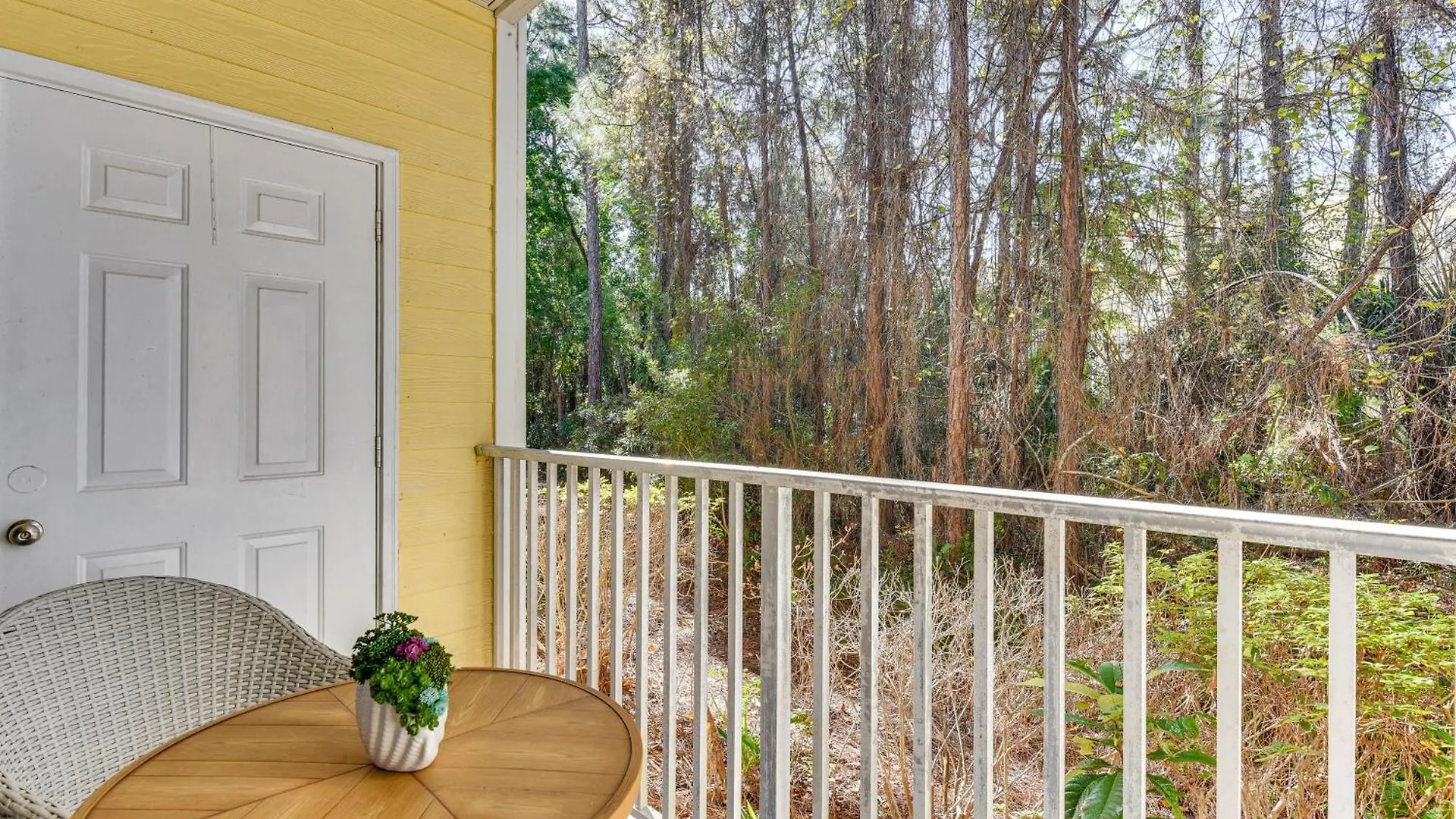 Community Outdoor Pool Miramar Beach Condo! Destin