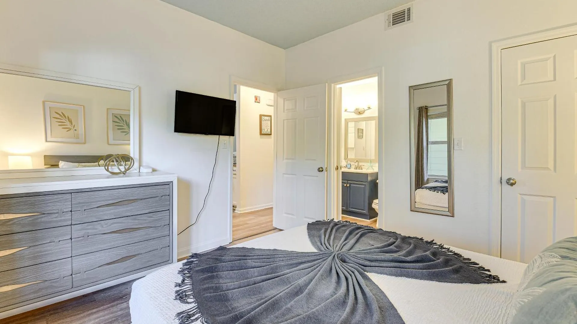 Apartment Community Outdoor Pool Miramar Beach Condo! Destin
